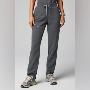 Fabletics ion scrub pant